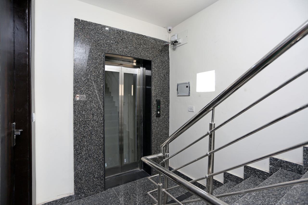 Oyo 9147 Hotel Aerostay Nuova Delhi Esterno foto